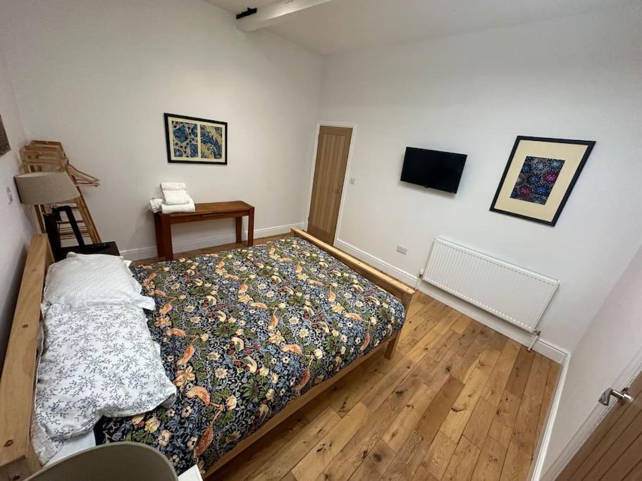 Superb Centre With Parking Apartment Chester